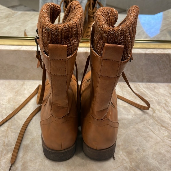 BROWN COMBAT BOOT! Size: 5.5! In almost perfect condition! - Picture 11 of 14